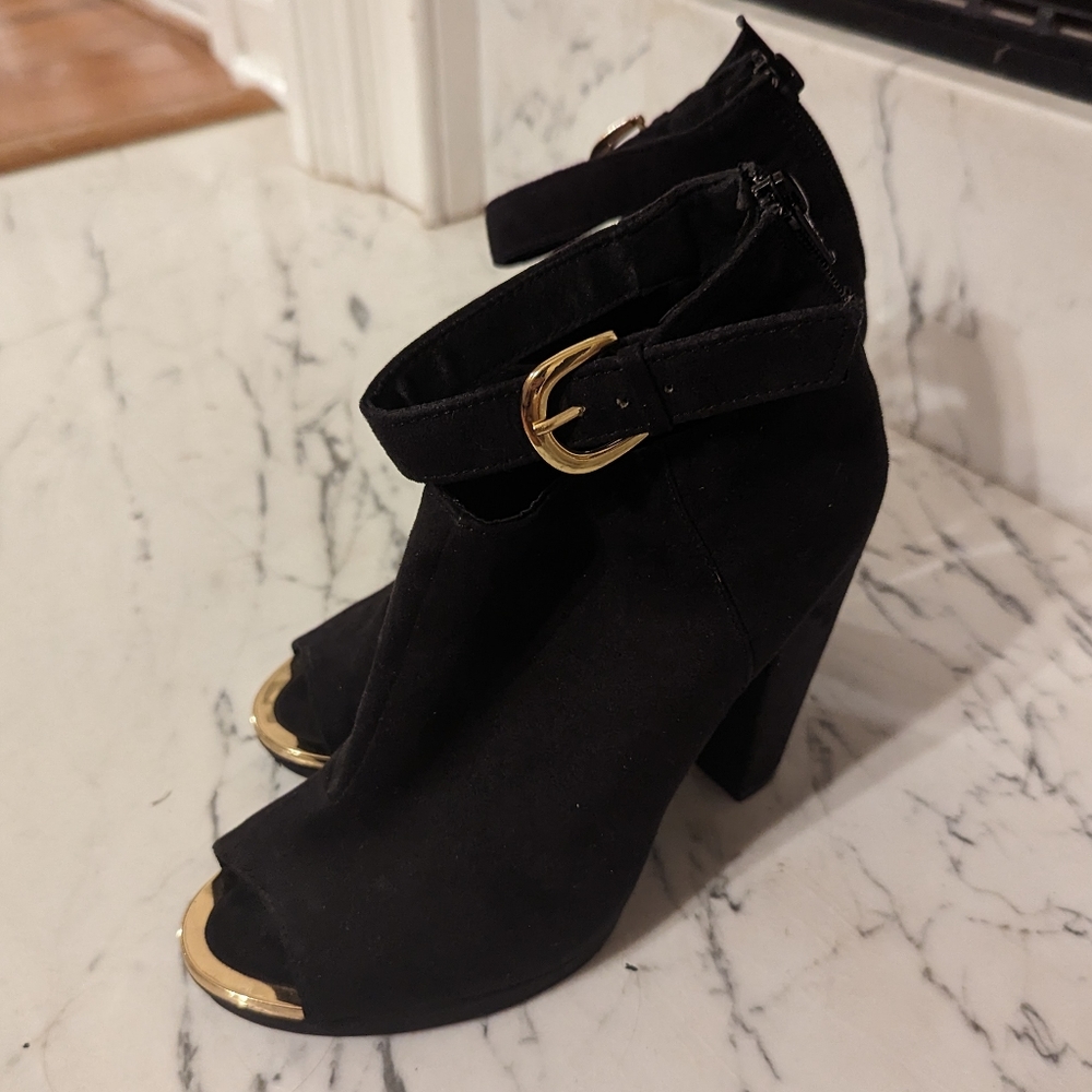H&M Black Ankle Peep Toe Heels